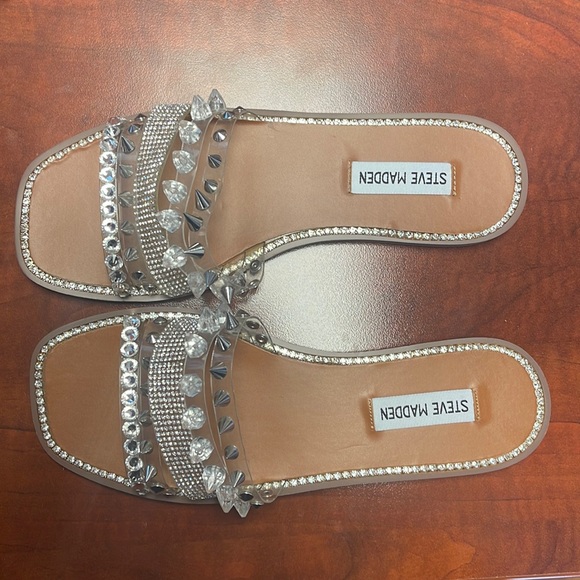 Steve Madden Leandra Clear Sandal 
